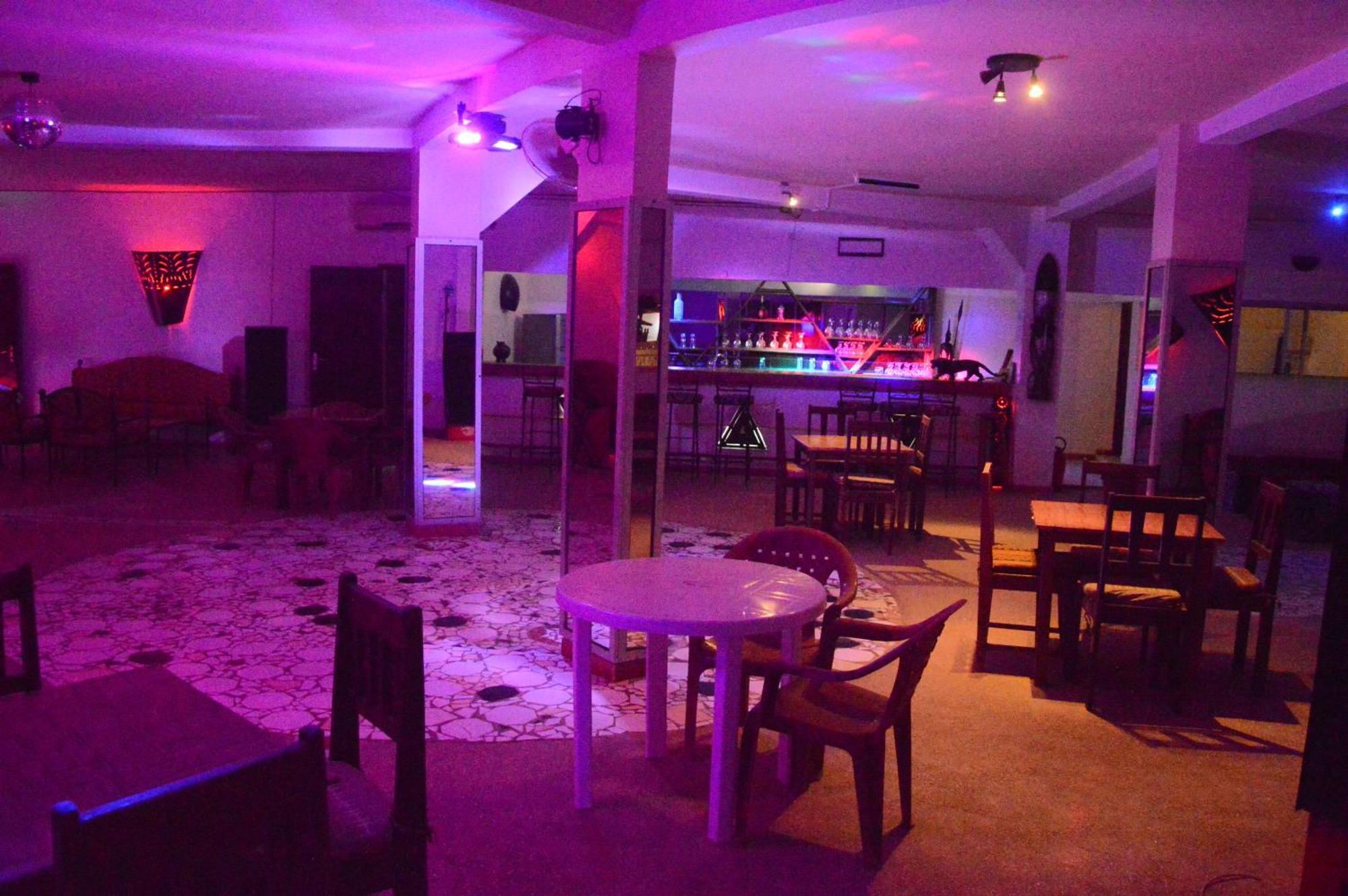 Hotel Takana Ngaparou Kültér fotó
